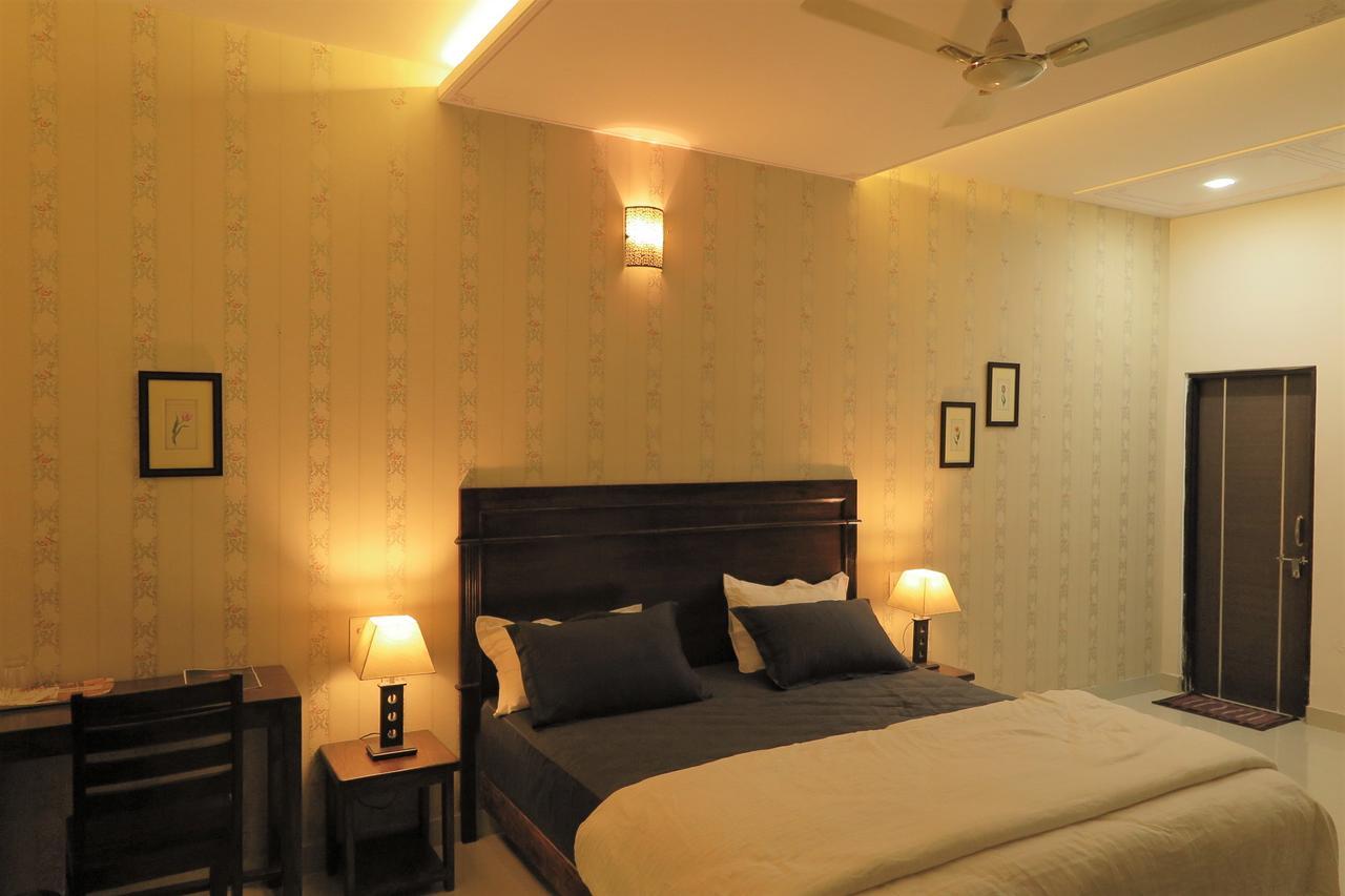 White Tulips Home Stay Jaipur Luaran gambar